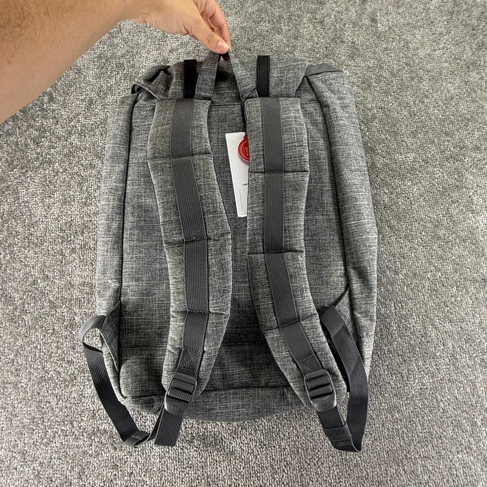 NWT Herschel Supply Company Retreat Raven Crosshatch Gray Backpack Laptop Bag